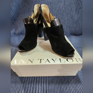 Ann Taylor Annaleigh Peeptoe Shoetie size 8 $25